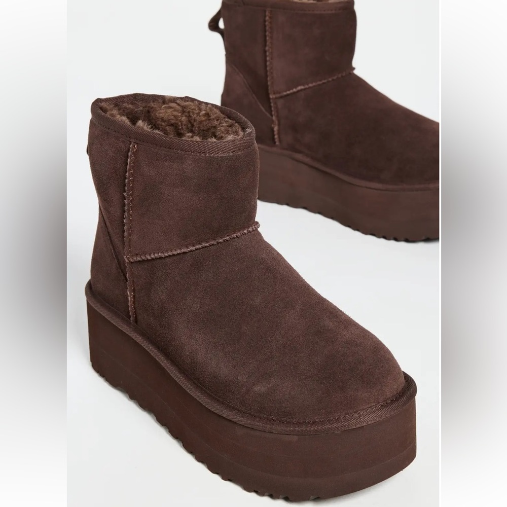 Burnt cedar platform uggs